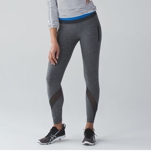 Lululemon Gray/Blue Inspire Tight II (Mesh) 2
